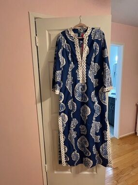 Lilly Pulitzer Navy and White Printed Maxi Caftan